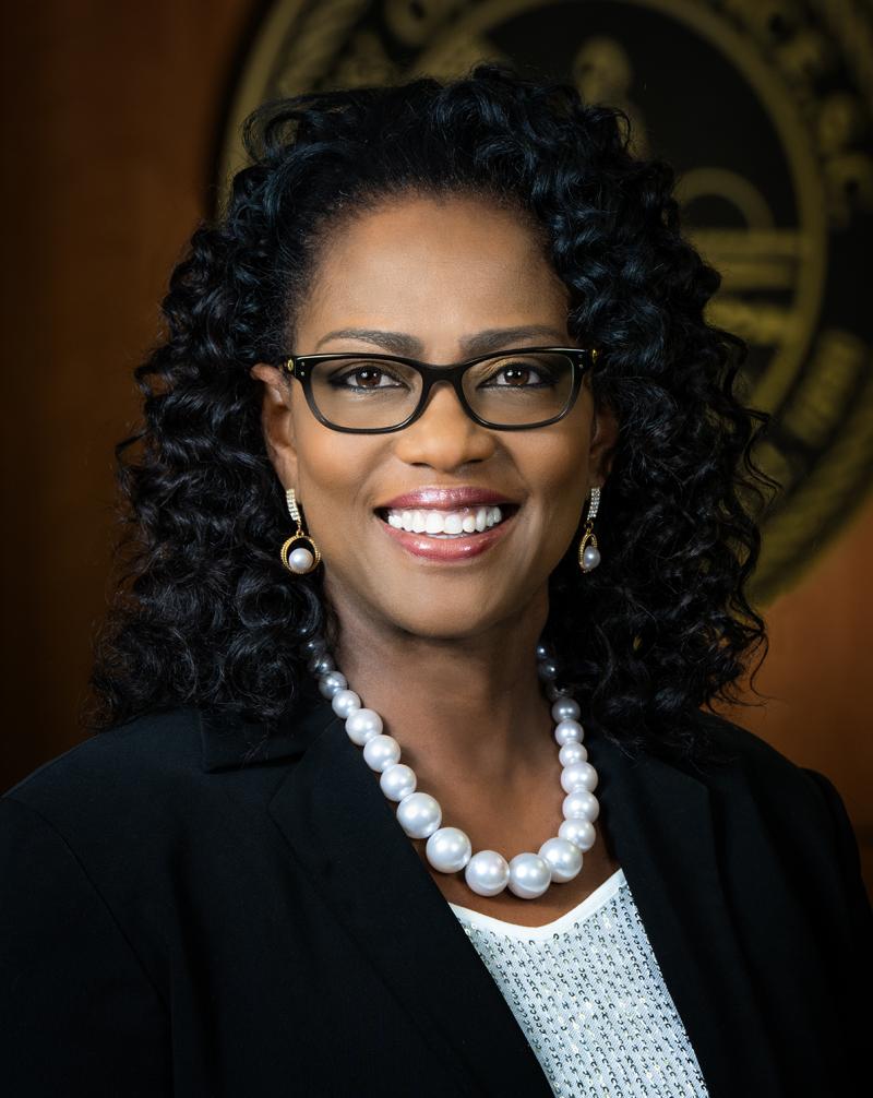 Mayor Lethonia Barnes